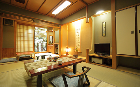 Japanese-Style Twin Room with Shared Bathroom Image